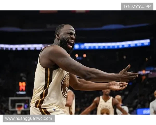 德雷蒙德·格林挡拆制造错位稳定防守效率提升