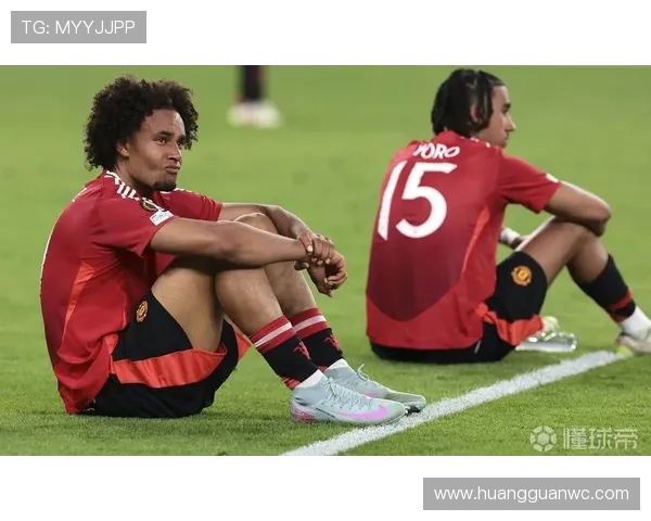 曼联进攻组织混乱问题逐步反映，球队赛季表现稳定性承压